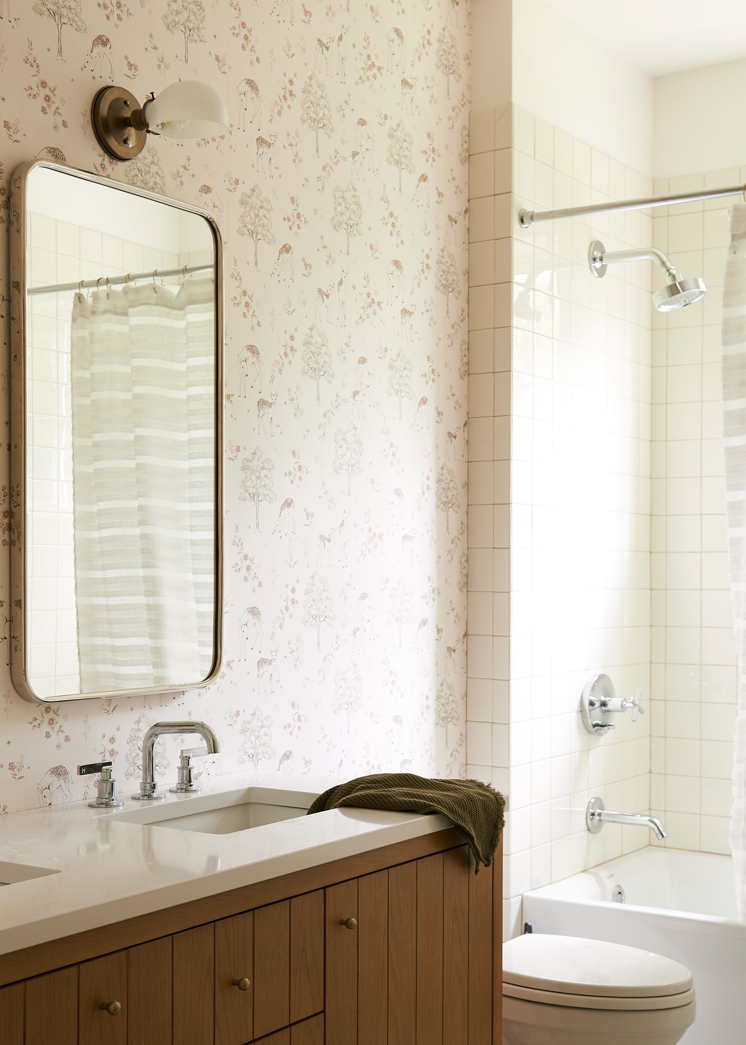 gathering-house-bathroom-03