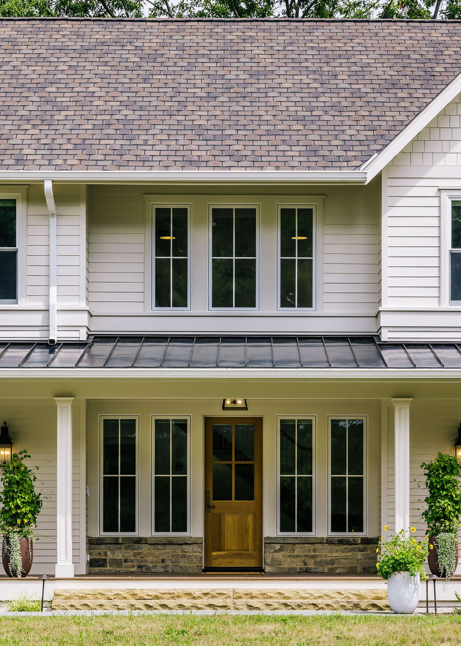 gathering-house-exterior-07
